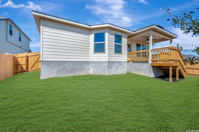 1177 Limestone Ridge, Seguin, TX 78155