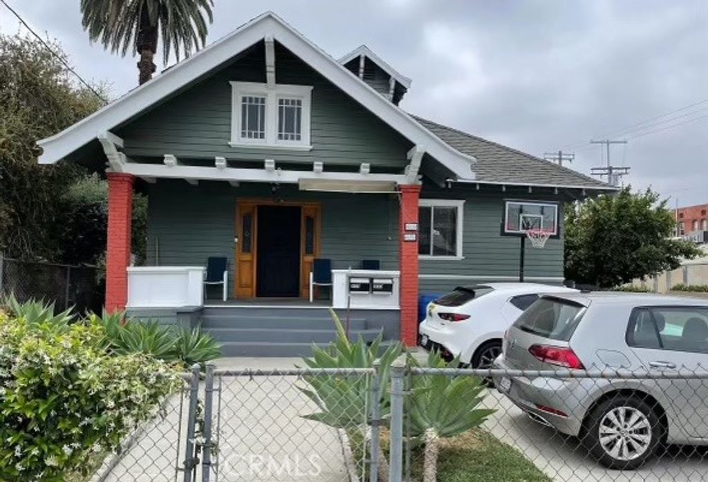 4636 Russell Avenue, Los Feliz, CA 90027