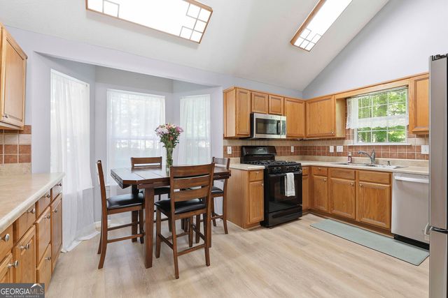 225 Ivy Trace Boulevard, Newnan, GA 30265