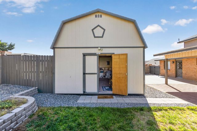 1407 Valley View Drive SW, Los Lunas, NM 87031