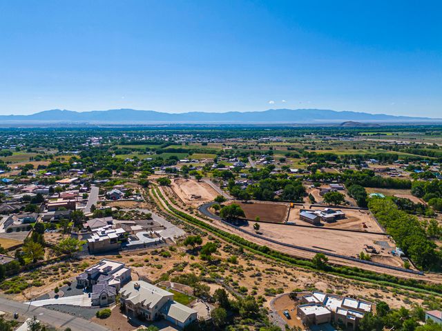 1407 Valley View Drive SW, Los Lunas, NM 87031