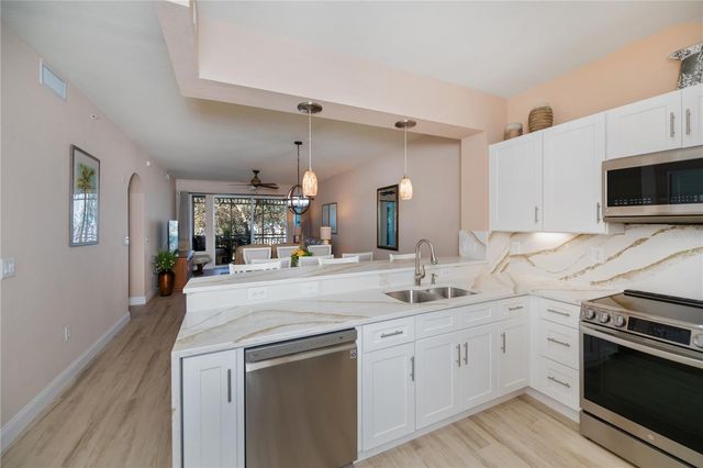 5115 MELBOURNE STREET A103, Punta Gorda, FL 33980