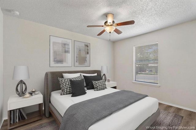 914 Hillside Oaks DR, Austin, TX 78745