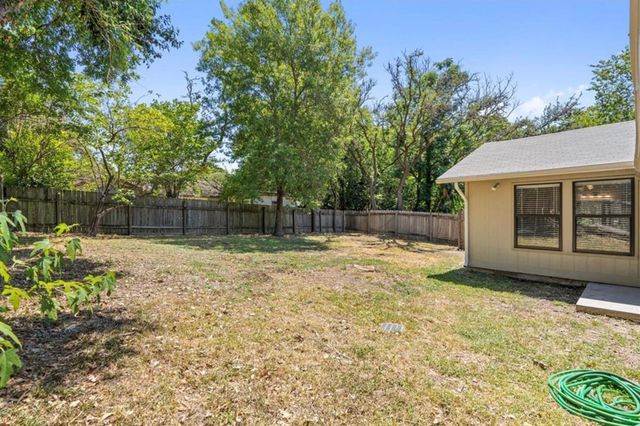 914 Hillside Oaks DR, Austin, TX 78745