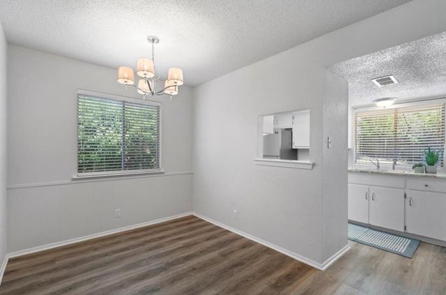 914 Hillside Oaks DR, Austin, TX 78745