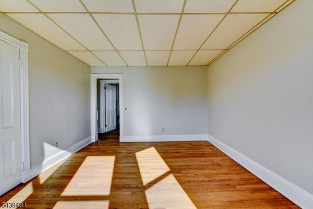 185 W Cliff St, Somerville Boro, NJ 08876
