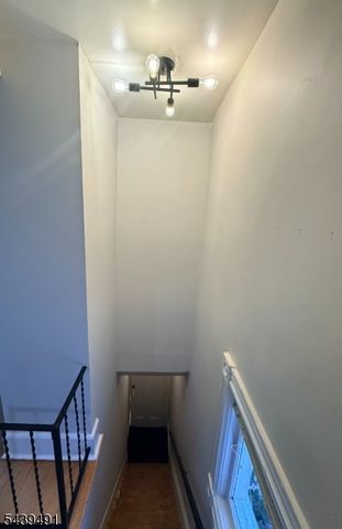 185 W Cliff St, Somerville Boro, NJ 08876