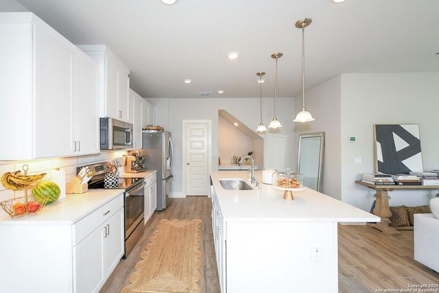 16011 Babcock Rd Unit 13, San Antonio, TX 78255