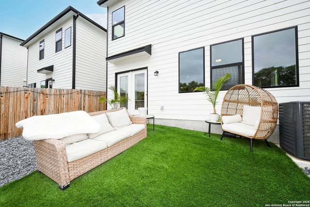 16011 Babcock Rd Unit 13, San Antonio, TX 78255