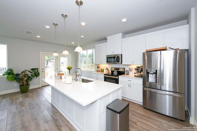 16011 Babcock Rd Unit 13, San Antonio, TX 78255