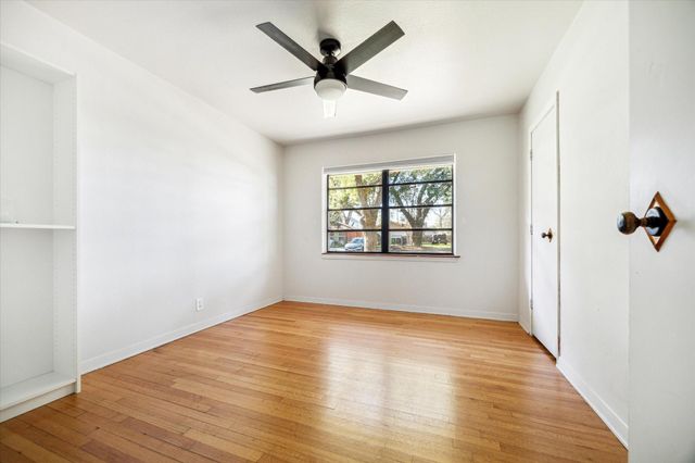 4014 Willow Springs Lane, Houston, TX 77080