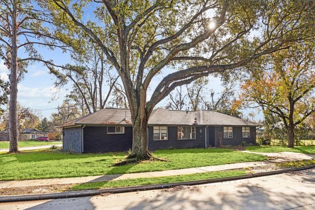 4014 Willow Springs Lane, Houston, TX 77080