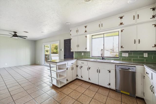 4014 Willow Springs Lane, Houston, TX 77080