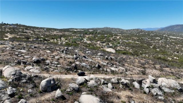 0 Thomas, Hemet, CA 92544