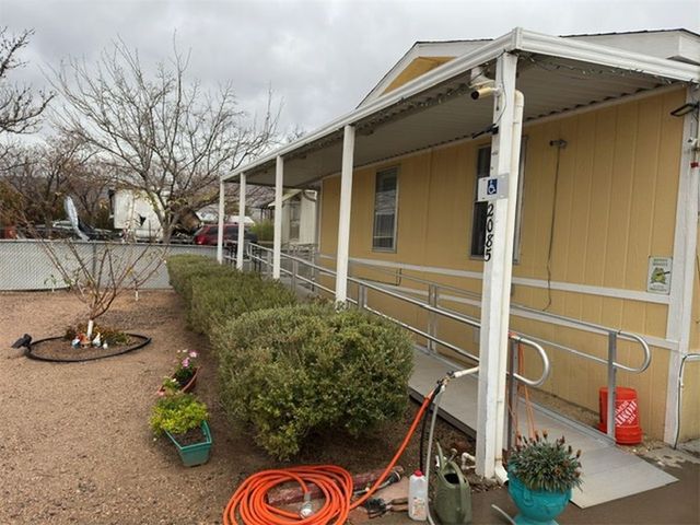 2085 E Packard Avenue, Kingman, AZ 86409