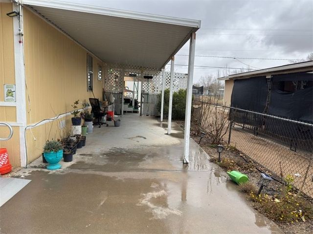 2085 E Packard Avenue, Kingman, AZ 86409