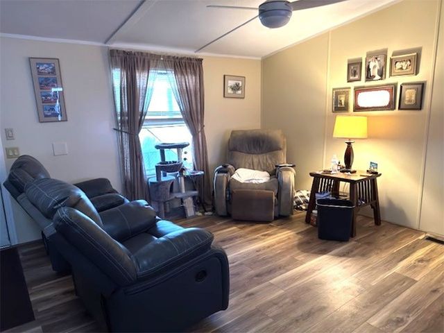 2085 E Packard Avenue, Kingman, AZ 86409