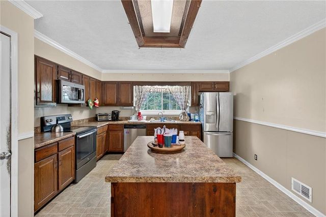 2093 Gherry Drive, Austell, GA 30106