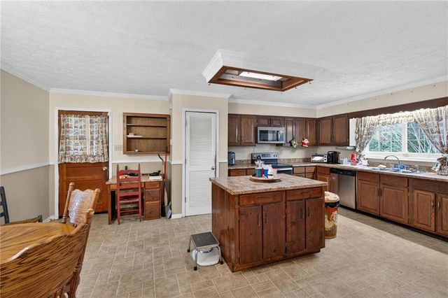 2093 Gherry Drive, Austell, GA 30106