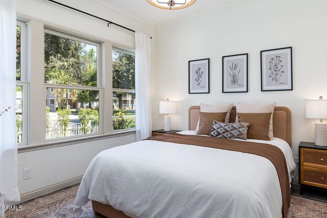 958 966 E Orange Grove Boulevard, Pasadena, CA 91104