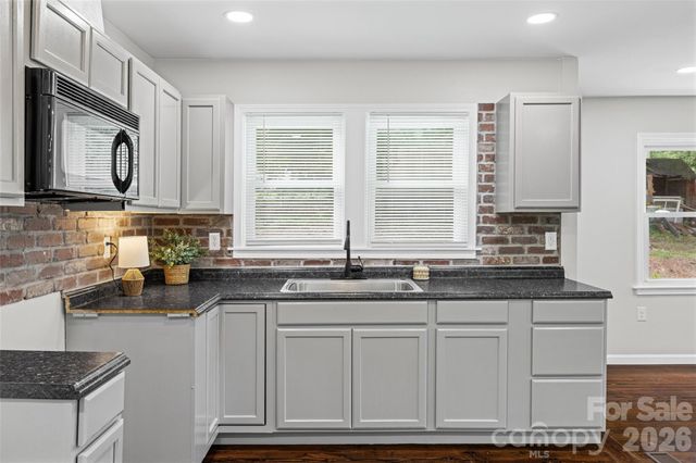 406 Green Street, Lincolnton, NC 28092