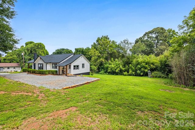 406 Green Street, Lincolnton, NC 28092