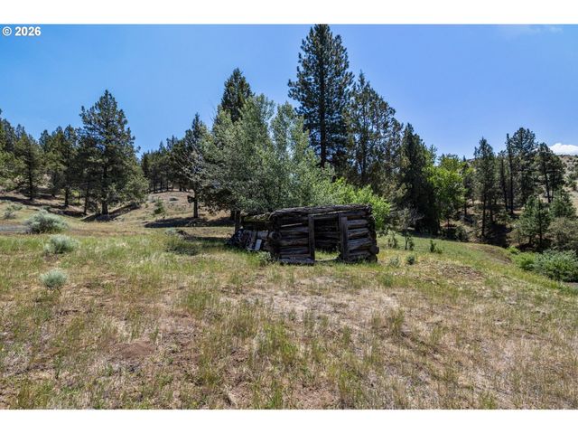 N Hwy 395, Mount Vernon, OR 97865