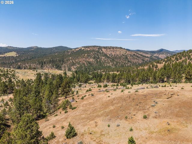 N Hwy 395, Mount Vernon, OR 97865