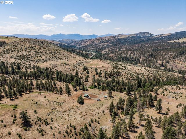 N Hwy 395, Mount Vernon, OR 97865