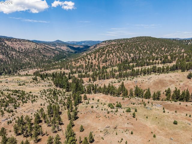 N Hwy 395, Mount Vernon, OR 97865