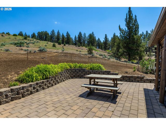 N Hwy 395, Mount Vernon, OR 97865
