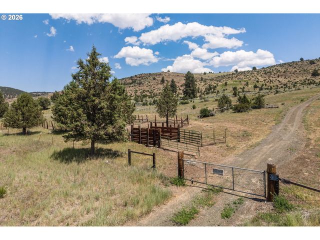 N Hwy 395, Mount Vernon, OR 97865