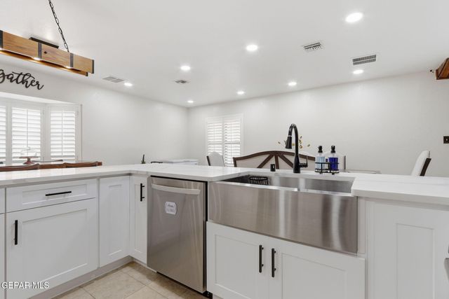 6375 DESERT WILLOW Drive, El Paso, TX 79938