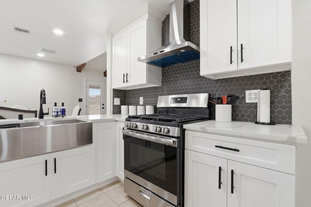 6375 DESERT WILLOW Drive, El Paso, TX 79938