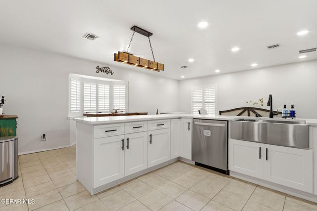 6375 DESERT WILLOW Drive, El Paso, TX 79938