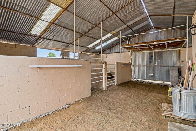 6375 DESERT WILLOW Drive, El Paso, TX 79938