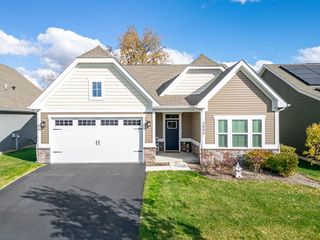 3690 Reddington Circle, Elgin, IL 60124