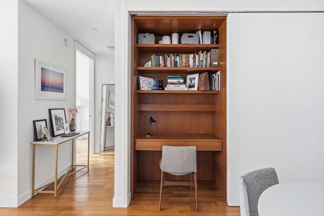 15 William St Apt 10B, New York City, NY 10005