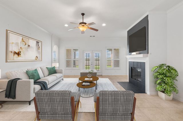 2211 Daroca Drive, League City, TX 77573