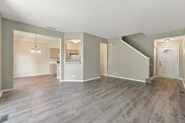 1535 Spaulding Road 1535, Bartlett, IL 60103