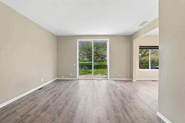 1535 Spaulding Road 1535, Bartlett, IL 60103