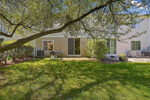 1535 Spaulding Road 1535, Bartlett, IL 60103