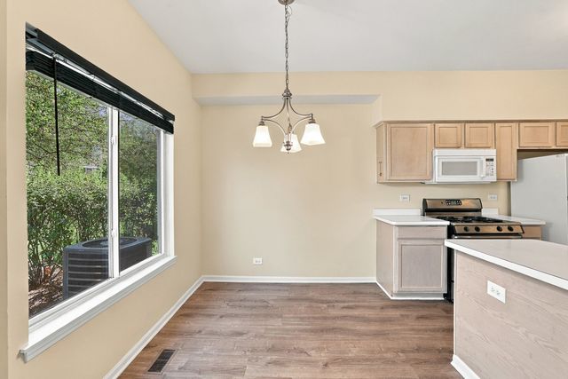 1535 Spaulding Road 1535, Bartlett, IL 60103