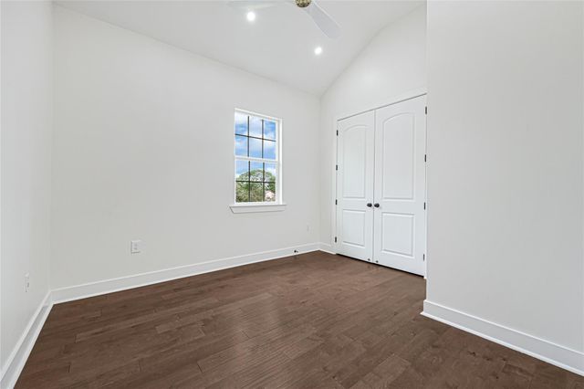 203 Dwire Drive, La Porte, TX 77571