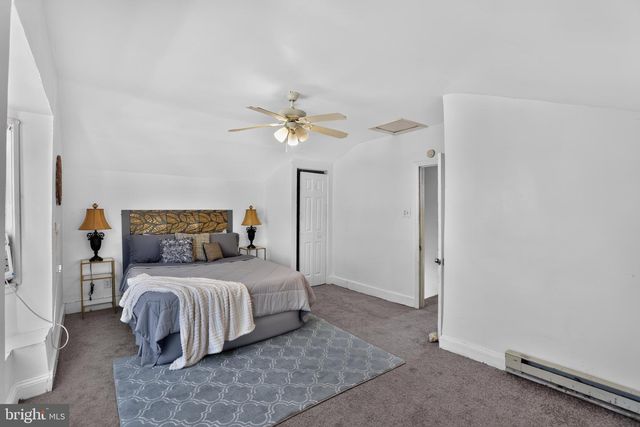 916 SPRUCE ST, Collingdale, PA 19023