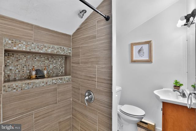 916 SPRUCE ST, Collingdale, PA 19023
