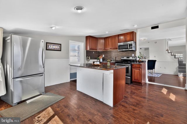 916 SPRUCE ST, Collingdale, PA 19023