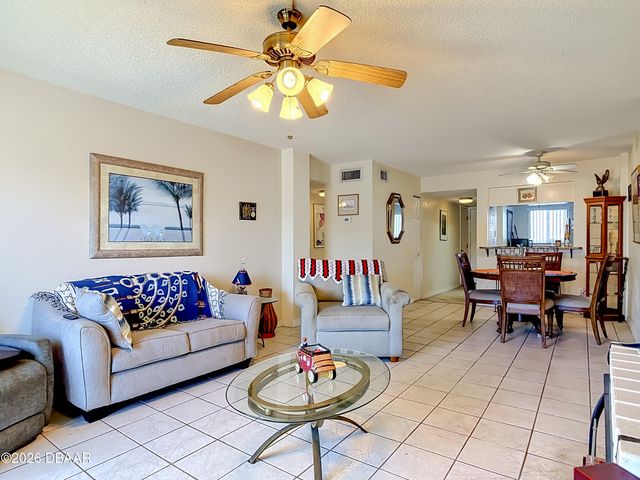 145 N Halifax Ave Apt 304, Daytona Beach, FL 32118