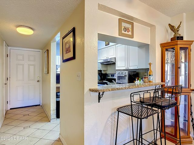 145 N Halifax Ave Apt 304, Daytona Beach, FL 32118