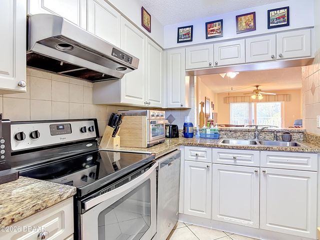 145 N Halifax Ave Apt 304, Daytona Beach, FL 32118